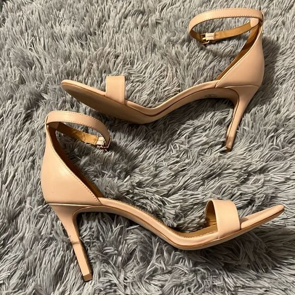 Tory Burch. Ellie heels. Size 9. Sea shell pink - Picture 3 of 8